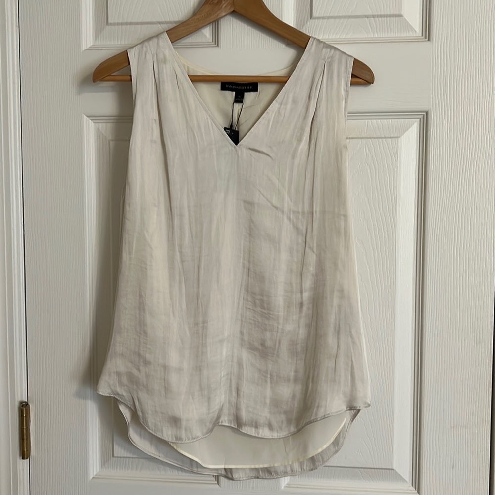 Banana Republic Ivory silky top